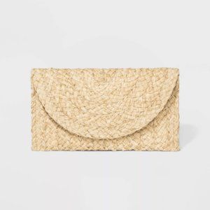 Universal Thread Straw Clutch
